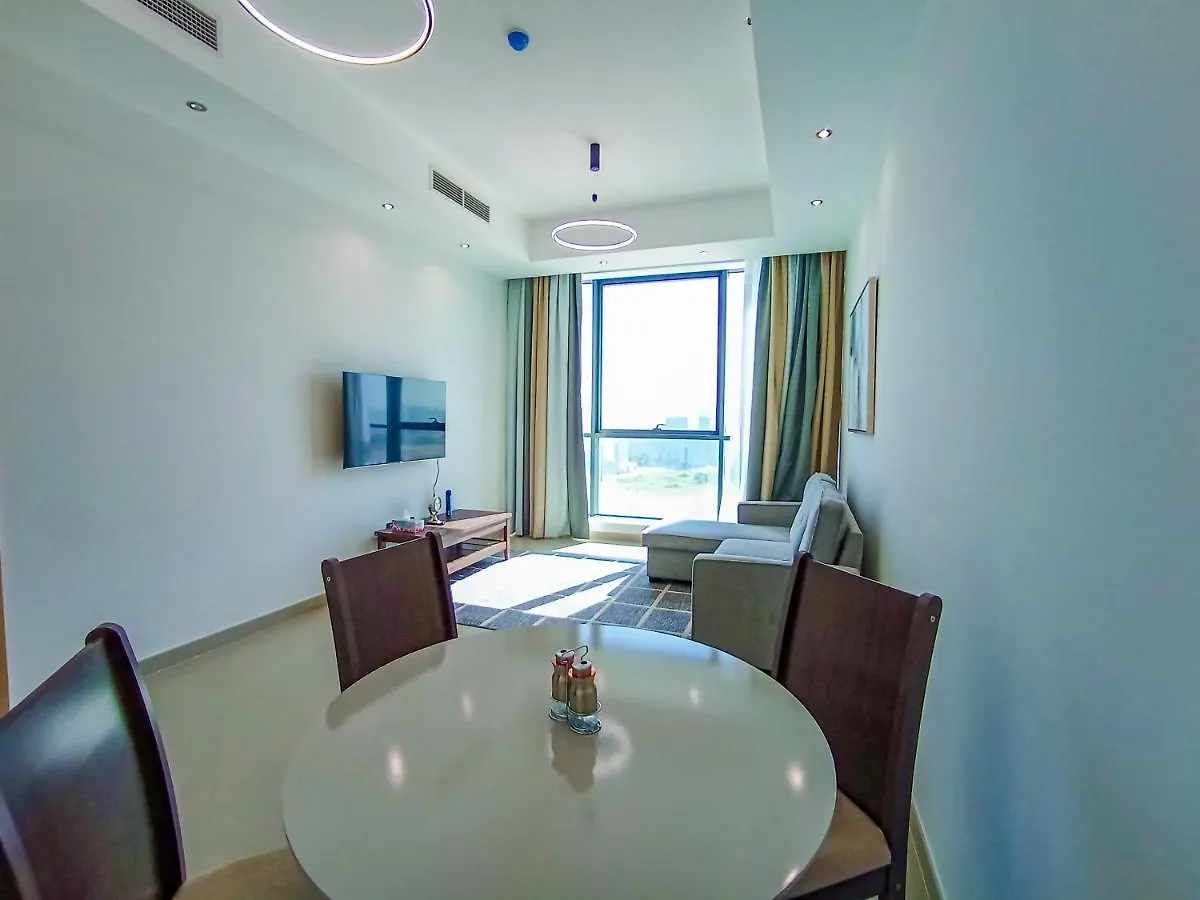 Apartment Luxury 1 Bedroom Flat With Dubai Coastline View Sharjah