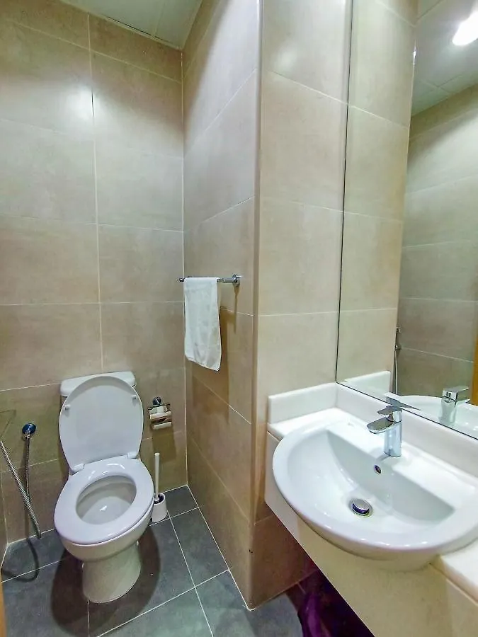 Luxury 1 Bedroom Flat With Dubai Coastline View Sharjah Apartment